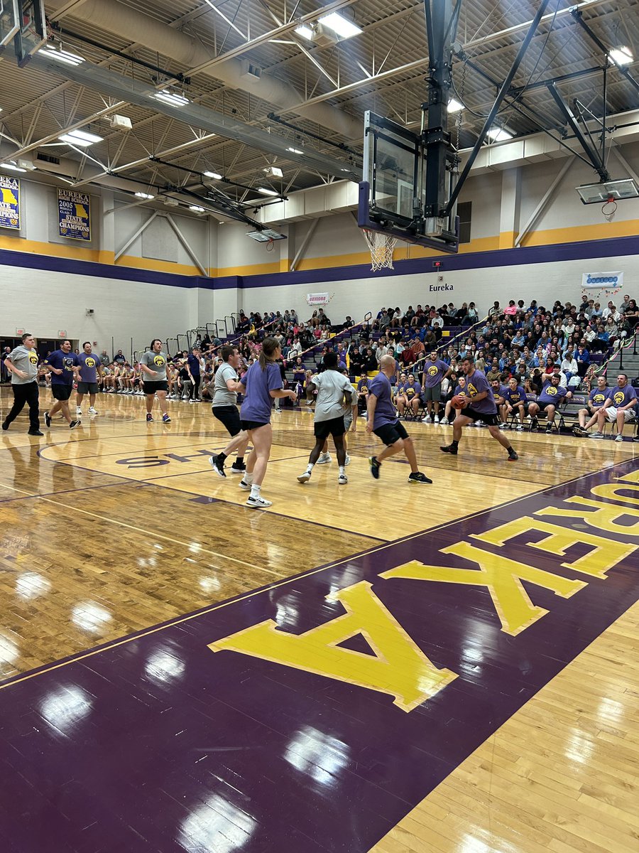 Today’s Renaissance Assembly was a great kick-off to the Thanksgiving break! There was a lot of spirit in the Staff Catpound that helped propel staff to their 53-45 victory!