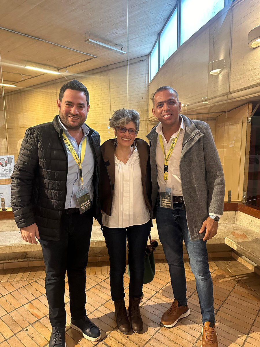 CotoManzur's tweet photo. En el marco del XII Encuentro Nacional al de Patrimonio Cultural, nos reunimos con la Viceministra de Patrimonio Saia Vergara. Queremos modificar el Plan Especial de Manejo y Protección - PEMP del Centro Histórico para promover la inversión y generar más oportunidades para nuestra gente.