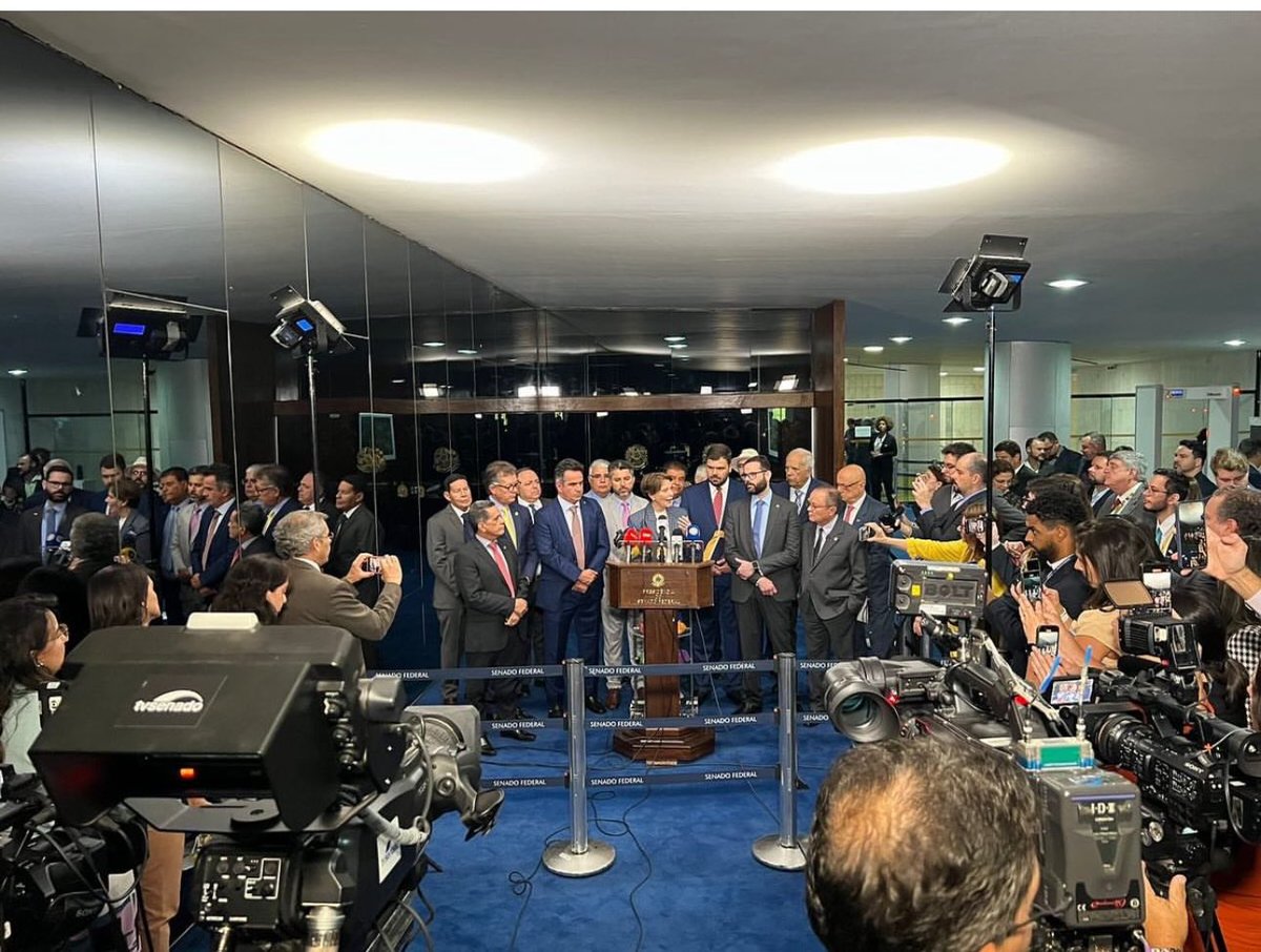 María Corina Machado, María paraca como la bautizó la Vicepresidenta <a href="/delcyrodriguezv/">Delcy Rodríguez</a>, publicó que las “actas” llegaron al congreso de Brasil, qué cosas no, pero nunca las hizo llegar al TSJ.