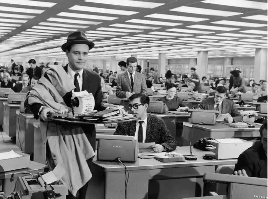 Kicking jet lag in style. #HotTea #TheApartment #JackLemmon 1960 #BestPicture #BillyWilder #BuddyBoy🎥💙