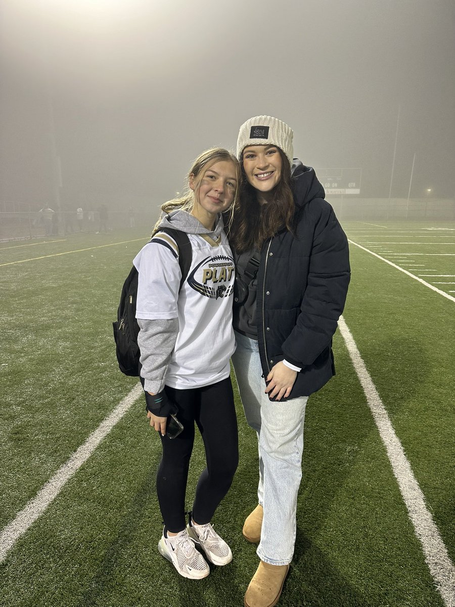 Maloney takes the W on this foggy night!! But always happy to see some of my OG platt softball girls 🤍