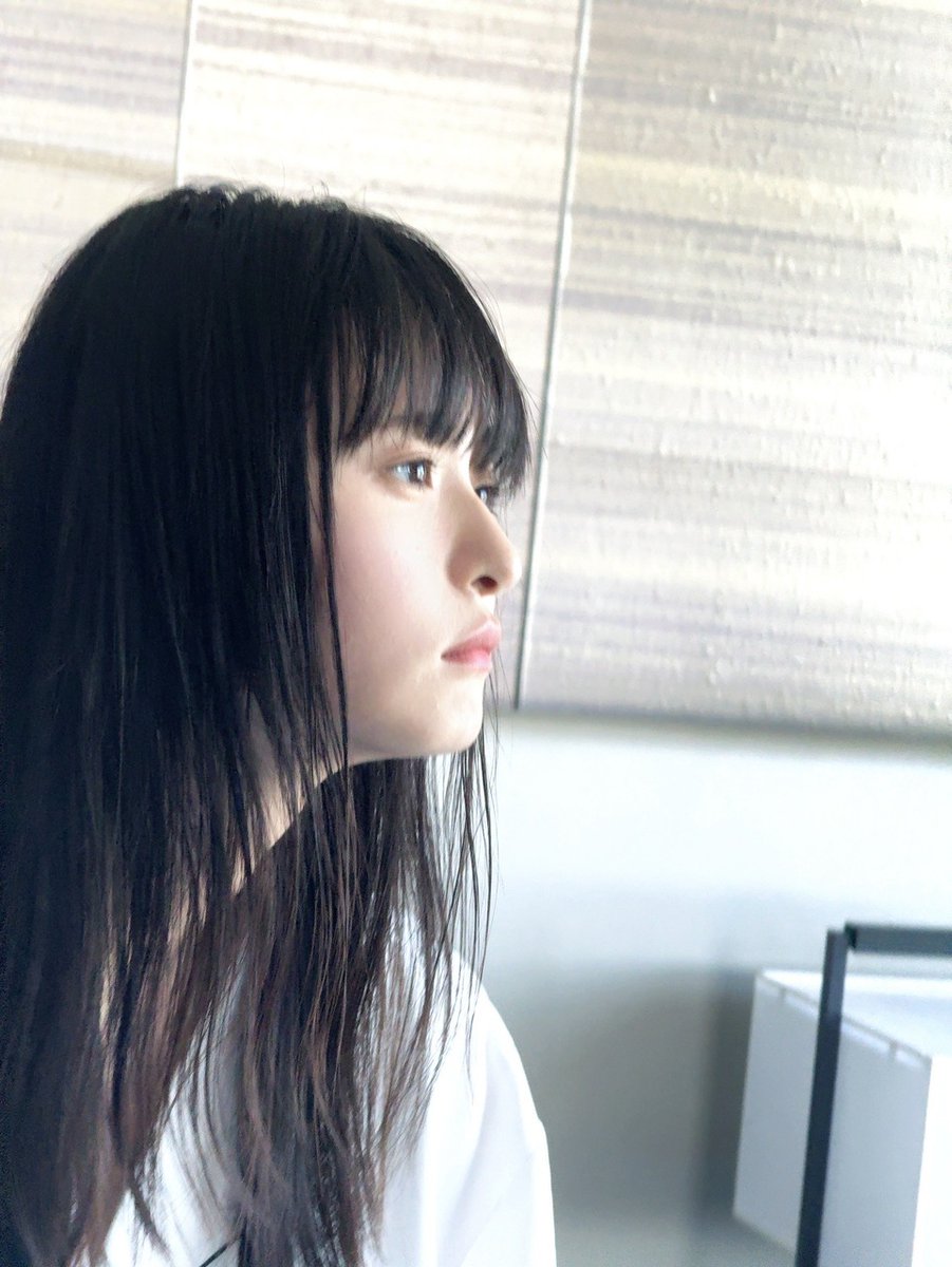 nogizaka46's tweet photo. 【ブログ更新 遠藤さくら】 ...読み込み中 https://t.co/fVtVDfPOEO https://t.co/R4jP7iQbts