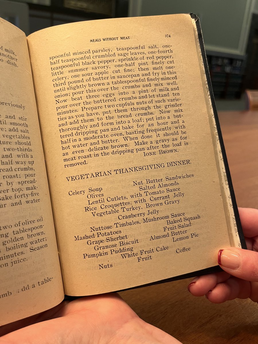 It's fun to look at old cookbooks &amp; see what folks were serving on Thanksgiving way back when. These books in the Science &amp; Business Reading Room at the Library range in vintage from 1896 to 1948 &amp; are among more than 40,000 cookbook titles in the Library's collections. 🧵