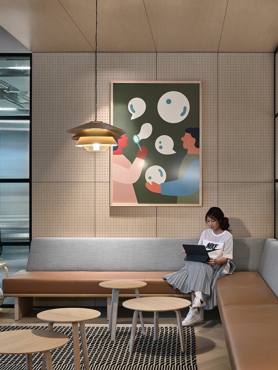 mmoserassociate's tweet photo. Nurturing teams with socially engaging community spaces – explore how we supported connection building for @Zendesk in Singapore: https://t.co/iGb8yEqDlr 

#Workplace #WorkplaceDesign #Office #OfficeCulture #OfficeCollaboration #FutureWorkplace https://t.co/KiaOFp384b