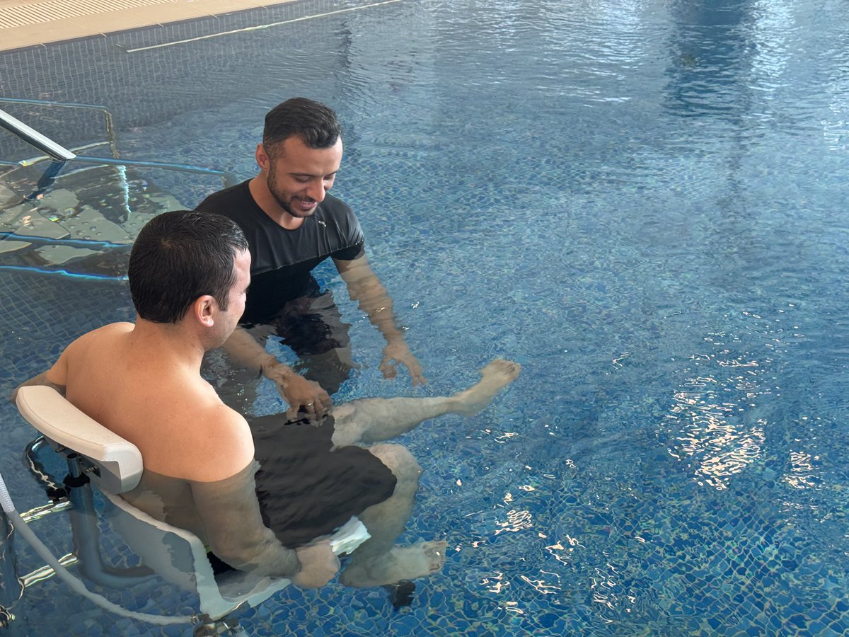 gantepsehirhst's tweet photo. Gaziantep Şehir Hastanesi bünyesindeki Fizik Tedavi ve Rehabilitasyon Hastanesinde yetişkinler ve çocuklar için farklı 4 hidroterapi havuzu ile otel konforunda fizik tedavi ve rehabilitasyon hizmeti sunuluyor.
#hidroterapi #havuztedavisi
@saglikbakanligi @gaziantepism https://t.co/VkXguFvQkb