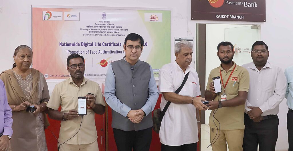 Pensioners can now get Life certificate sitting at home thanks to the Postal department