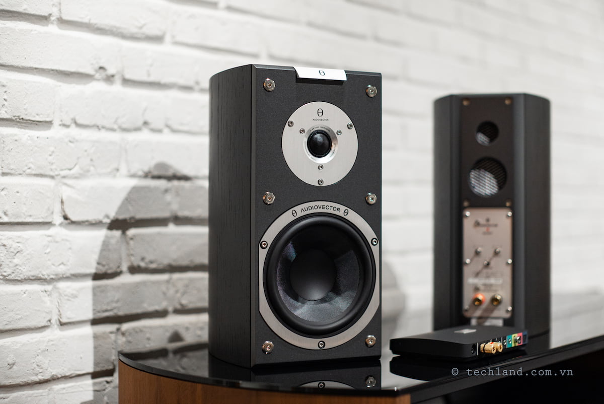 AudioTechland's tweet photo. CẬP NHẬT DEAL MỚI BLACK FRIDAY
Audiovector SR1 Signature Discreet – Làm thổn thức ngay cả những con tim cứng rắn nhất
--------------
TecHland Audio
Địa chỉ: 39 Tràng Thi, Hoàn Kiếm, Hà Nội
Số điện thoại: 0243 8524 524 / 0988.034.960 https://t.co/s4BvX28fGo