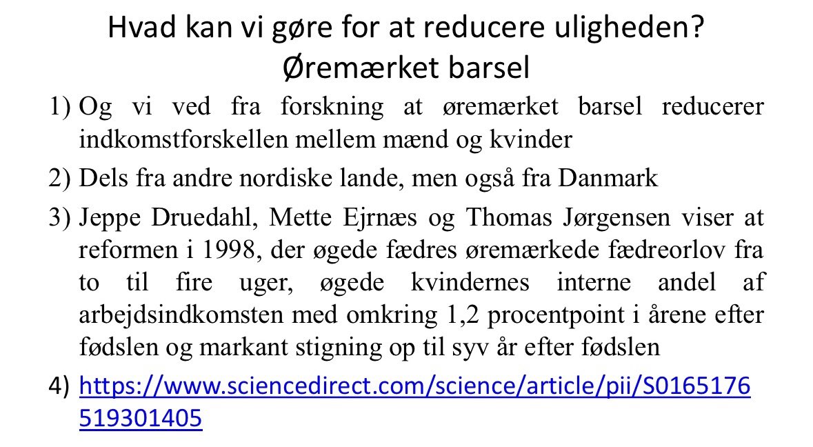 BirtheLarsenCph's tweet photo. Jeg talte med @emma_holten og @LAggerstroem på Kvinder på Polit om at lønforskellen mellem mænd og kvinder er 12% og andelen af kvinder i et erhverv “forklarer” halvdelen af forskellen. Hvis der er mange kvinder i et erhverv, værdisættes arbejdet mindre. Her en af løsningerne: https://t.co/hXtNLA2YR4