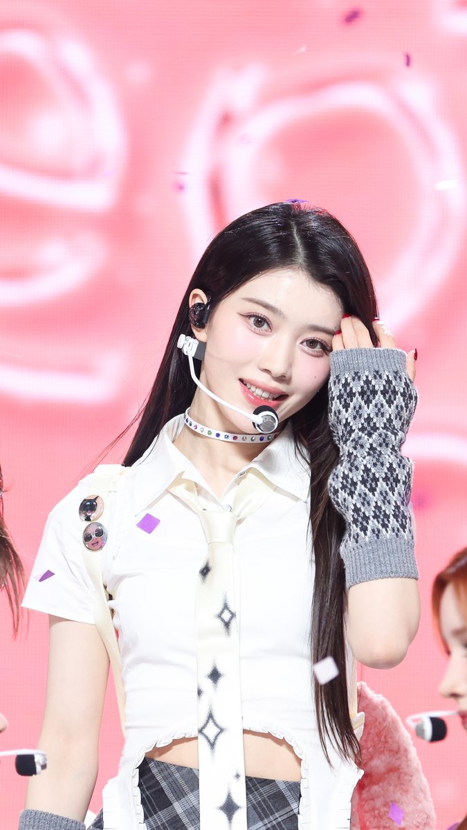 mbcplusm's tweet image. [쇼챔피언 현장포토]
▪︎Kep1er - TIPI-TAP▪︎

일렁이는 wave 번지는 설렘💗

📷naver.me/5wW15Qfs

_
#쇼챔피언 #쇼챔 #ShowChampion
#Kep1er #케플러
#TIPI_TAP
#최유진 #샤오팅 #김채현 #김다연 #히카루 #휴닝바히에 #서영은
@official_kep1er