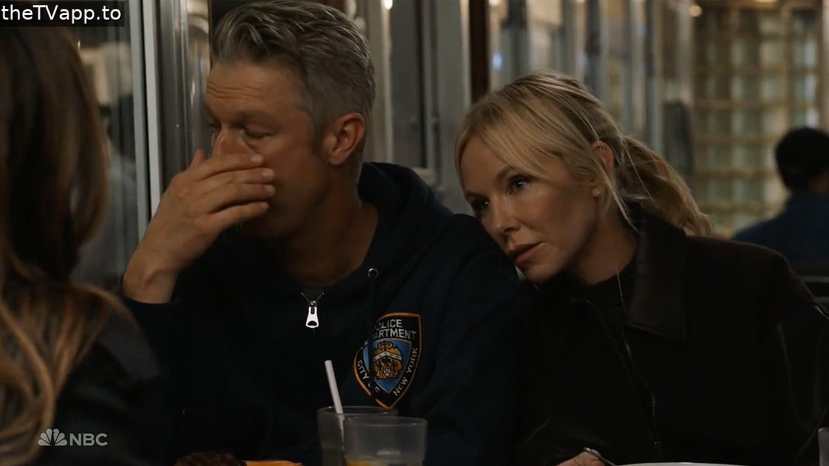 itscourt1234's tweet image. Post episode fic.

My take on what happens after the hostage situation, Amanda helps care for Carisi at home.  #Rollisi #SVU 

archiveofourown.org/works/60876439