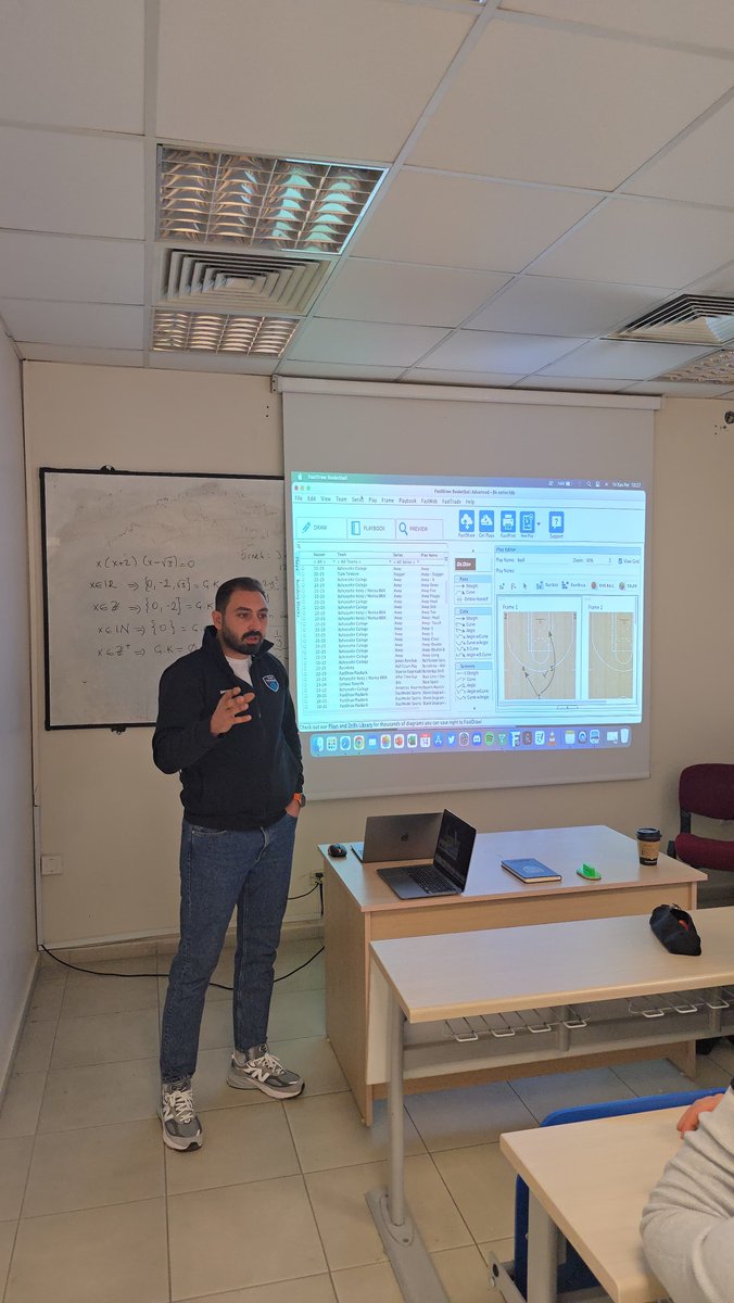 FastModel's tweet image. Check out our friend @Hanerns teaching basketball coaching to Sports Science students at @Hacettepe1967 in Turkey! 🧑‍🏫🇹🇷
 
Love to see coaches growing the game across the globe. Love that FastModel software can play a part in it. 🙌

#ChampionsUseFastModel 🏀