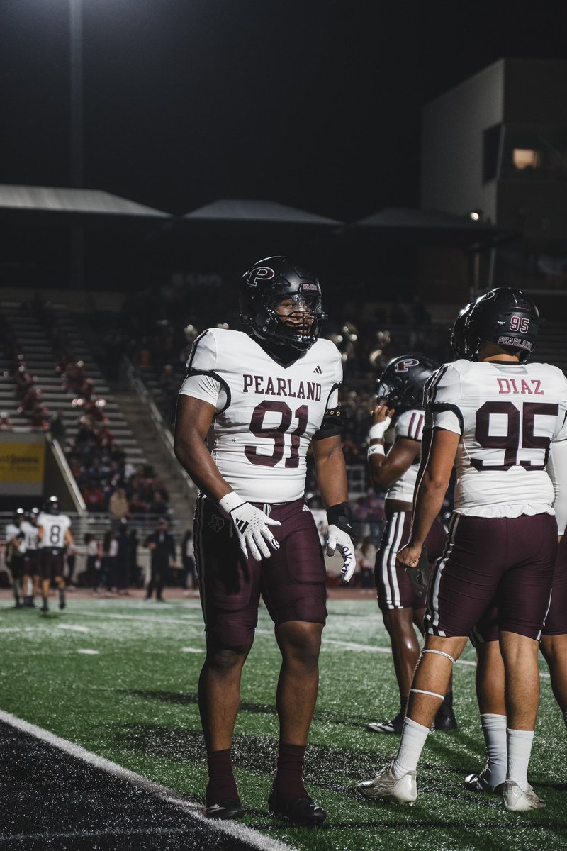 DeMarcoJenkins_'s tweet image. Sophomore Szn Highlights
27 Tackles
8 Qb Hurries
7 TFL’s
3 Sacks
@PearlandOilers @CoachGotte @Coach_Hartwick @JasonHinkelman @OilerRecruiting @CoachCarter3 @justinallen_13 @NextLevelD1 hudl.com/v/2R0jZ8