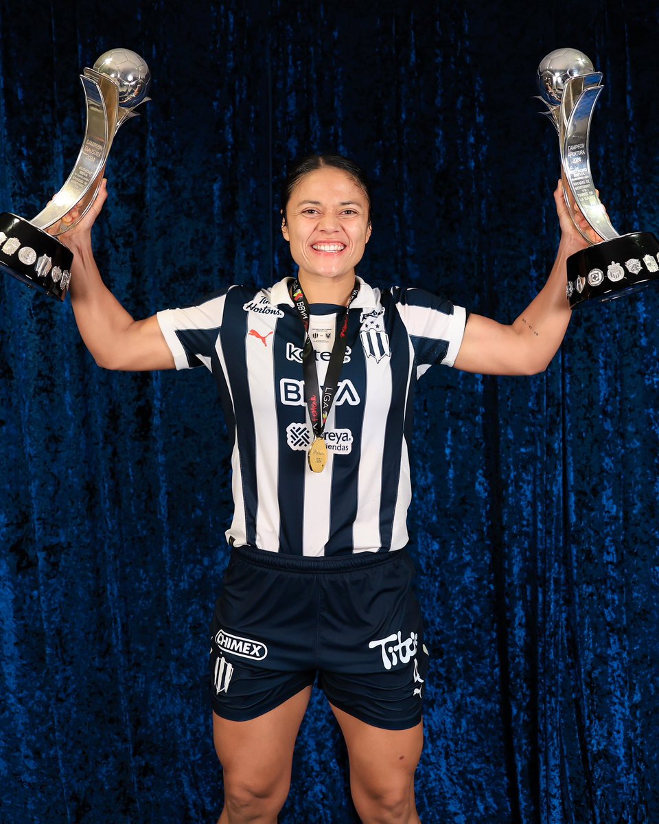 Rebeca Bernal tweet media