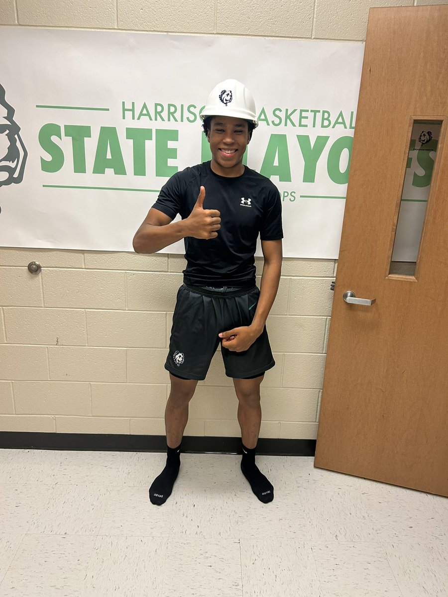 Hoya Basketball (@hoyabball) on Twitter photo Bounce back win. Want to thank every team for coming out to Hoya Hoopsgiving and wish everyone a Happy Thanksgiving!
<a href="/WillSmith2025/">William Smith</a> 19 PTS 4 AST
<a href="/BriceJackson225/">Brice Jackson</a> 15 PTS
<a href="/ColbyNollmeyer/">Colby Nollmeyer</a> 12 PTS
<a href="/chasew321_/">Chase Watkins</a> 7 PTS 4 AST
Hard Hat winner- <a href="/AlexjFoster13/">Alex Foster</a>
#HardHatHoops Bounce back win. Want to thank every team for coming out to Hoya Hoopsgiving and wish everyone a Happy Thanksgiving!
<a href="/WillSmith2025/">William Smith</a> 19 PTS 4 AST
<a href="/BriceJackson225/">Brice Jackson</a> 15 PTS
<a href="/ColbyNollmeyer/">Colby Nollmeyer</a> 12 PTS
<a href="/chasew321_/">Chase Watkins</a> 7 PTS 4 AST
Hard Hat winner- <a href="/AlexjFoster13/">Alex Foster</a>
#HardHatHoops
