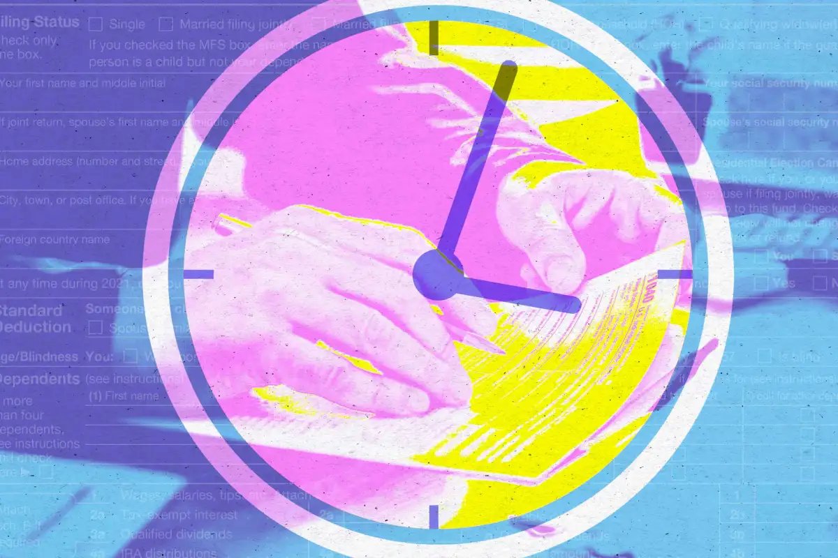 steve_hanke's tweet photo. HANKE'S STAT OF THE DAY: Americans will spend roughly 7.9 BILLION HOURS filing their taxes this year.

To add insult to injury, Americans will pay a combined $133 BILLION in fees to professionals who prepare their tax returns.

BUREAUCRATIC RED TAPE = COSTLY &amp; WASTEFUL. https://t.co/vTWo0fabNQ