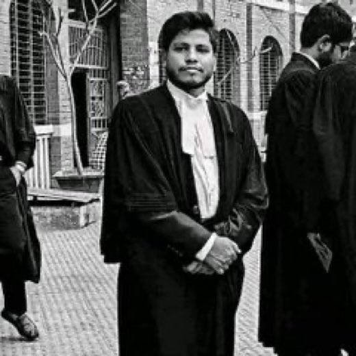 aaditi_raj07's tweet photo. Bangladeshi Lawyer defending #ChinmayKrishnaDas has been lynched by radical islamist group
Bangladeshi people spread fakenews that Hindu mob killed him.
#SaifulIslamAlif #SaveBangladeshiHindus #Terroristattack #ISKON #ChinmoyKrishnaDas #AllEyesOnIndianMuslims #IslamabadMassacre https://t.co/T7xRjwXFjF