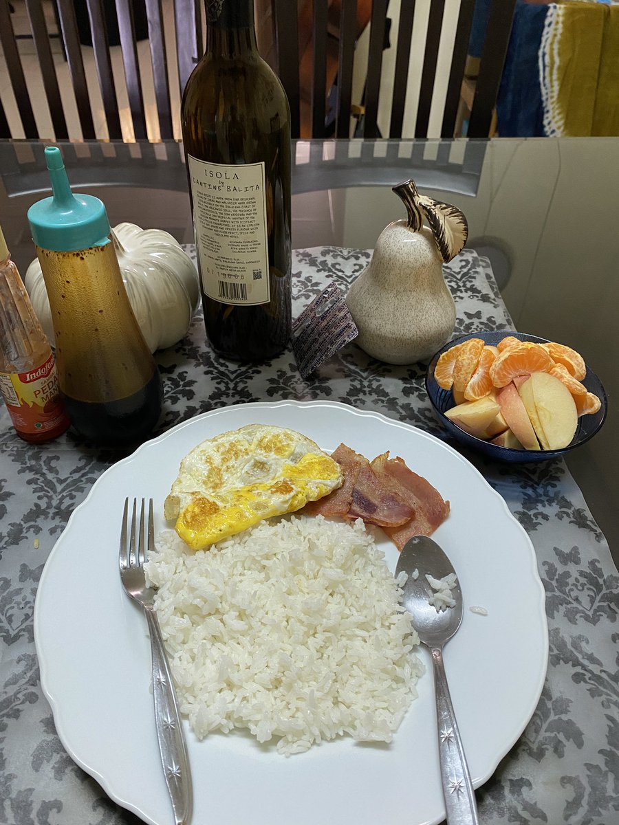 spooidermoon's tweet photo. disiapin sarapan hehehehe https://t.co/zrXBfQzqV9