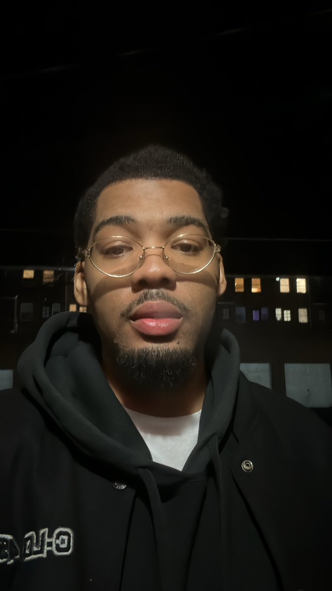 Should I get contacts?