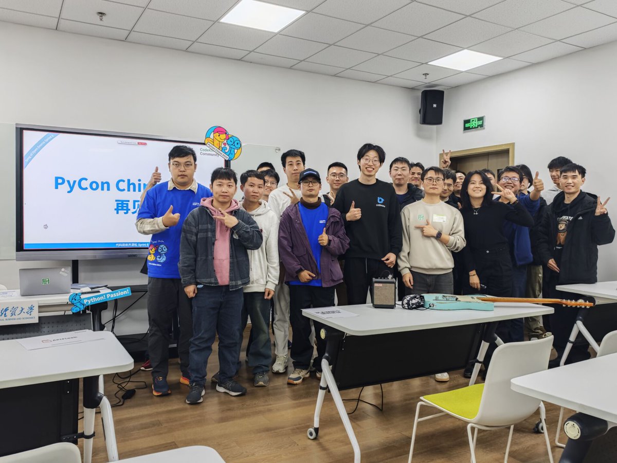 Void Zhou tweet media