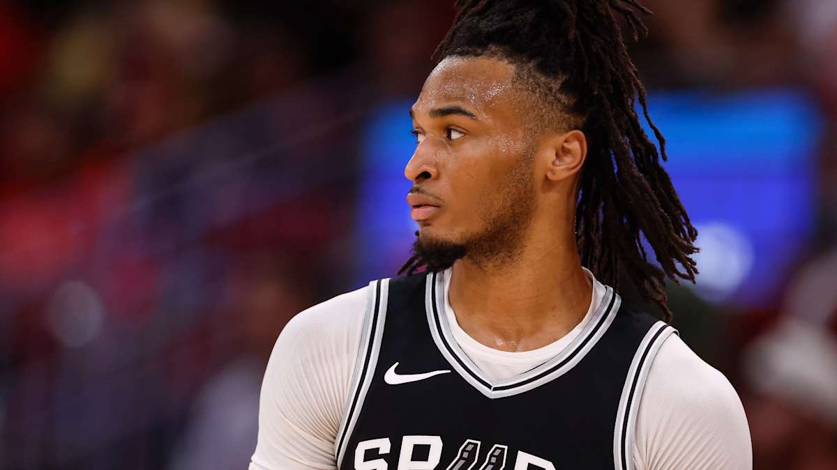 Stephon Castle's tonight:

23 PTS
3 REB
5 AST
1 STL
45.0 FG%
37.5 3P%
29 MINS

ROOKIE OF THE YEAR