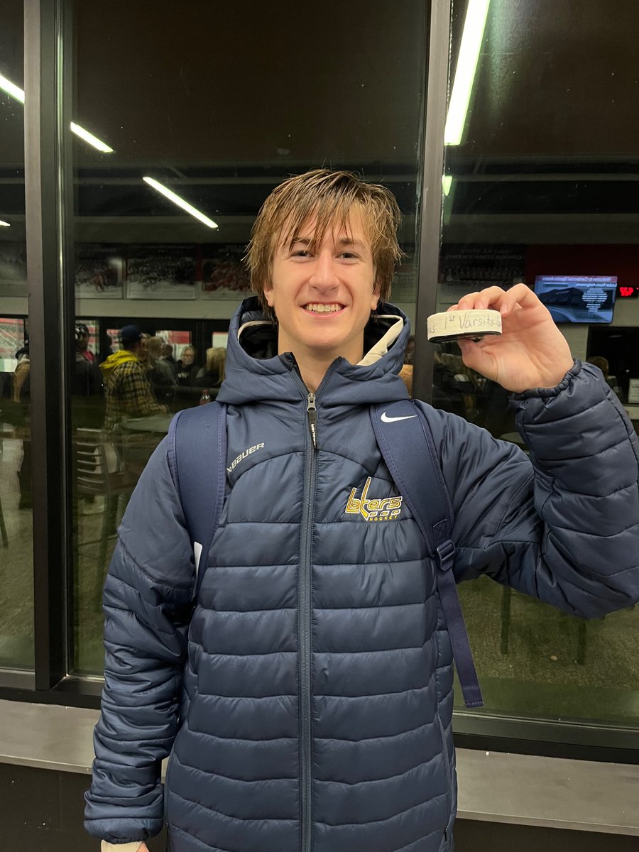 Congrats to Jacob Thomas on his first Varsity goal tonight in the Lakers victory vs Centennial 🚨🥅