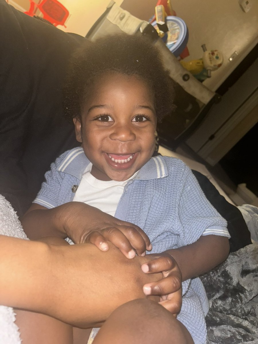 My sonshine 🤩🫶🏽 
*he definitely tests my motherhood everyday all day🌚*