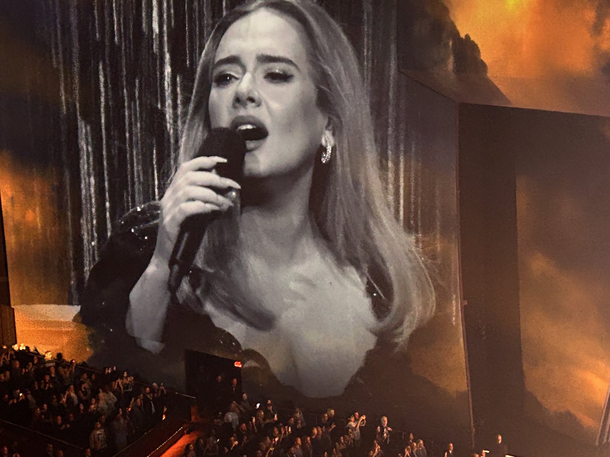 DScott713's tweet image. Work/Life balance! Adele’s final concert in Vegas was AMAZING!! Mother/Daughter memories that will last a lifetime!!