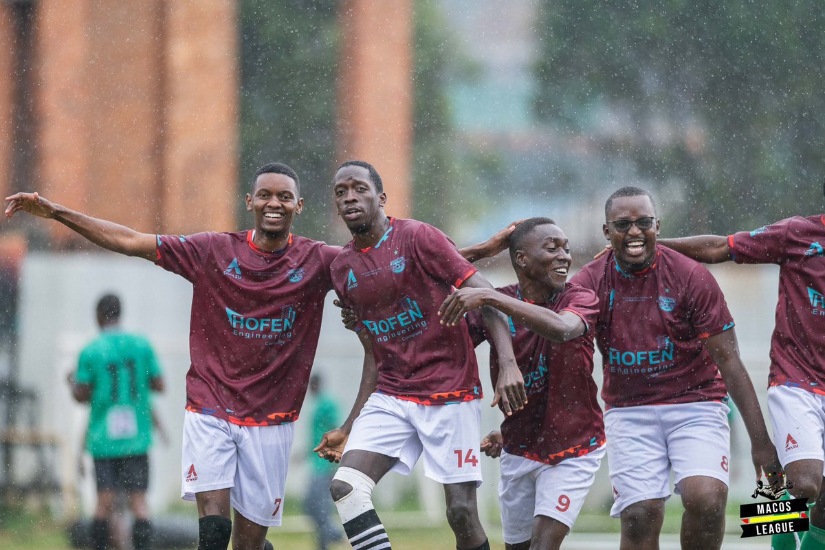 To the Man that bands us together, our gaffer <a href="/KyomuhendoR/">Kyomuhendo</a> we wish you a happy birthday 🎉 Continue to steer the Cityzen bus to greater success!!! 🫡🫡🫡