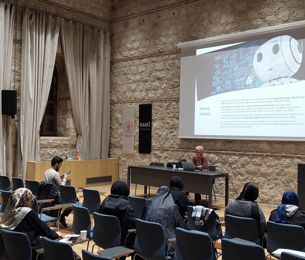 Betül Tonbuloğlu tweet media