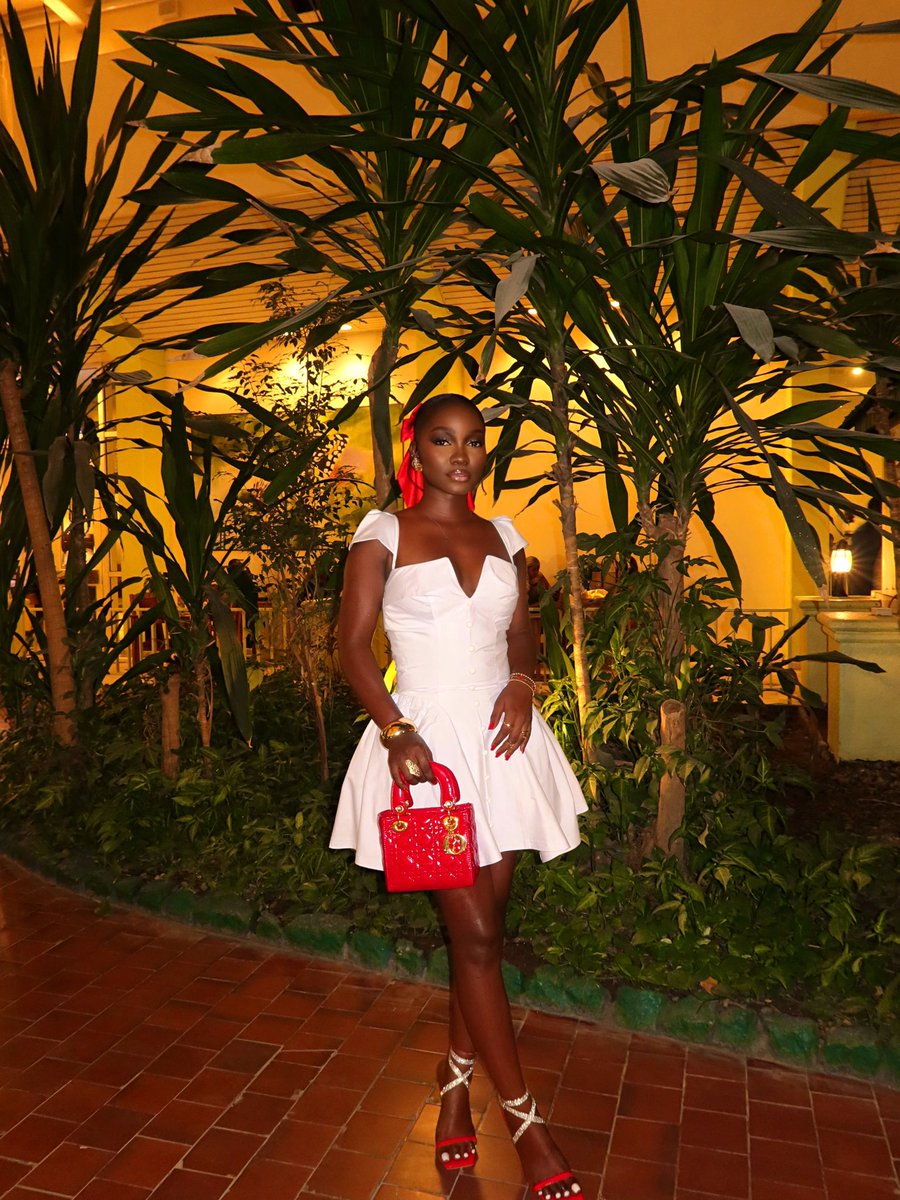 365 days.. but this one’s for me🥳🥳
HBD 2ME 🎂🍾🥂