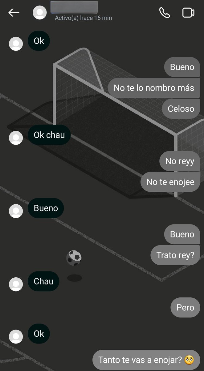 Y es que el problema NO es cambiarte
EL PROBLEMA ES QUE NO QUIERO 
El problema NO es que duela
EL PROBLEMA ES QUE ME GUSTA 
El problema NO es el daño
EL PROBLEMA SON LAS HUELLAS 
El problema NO es lo que haces
EL PROBLEMAS ES QUE LO OLVIDO