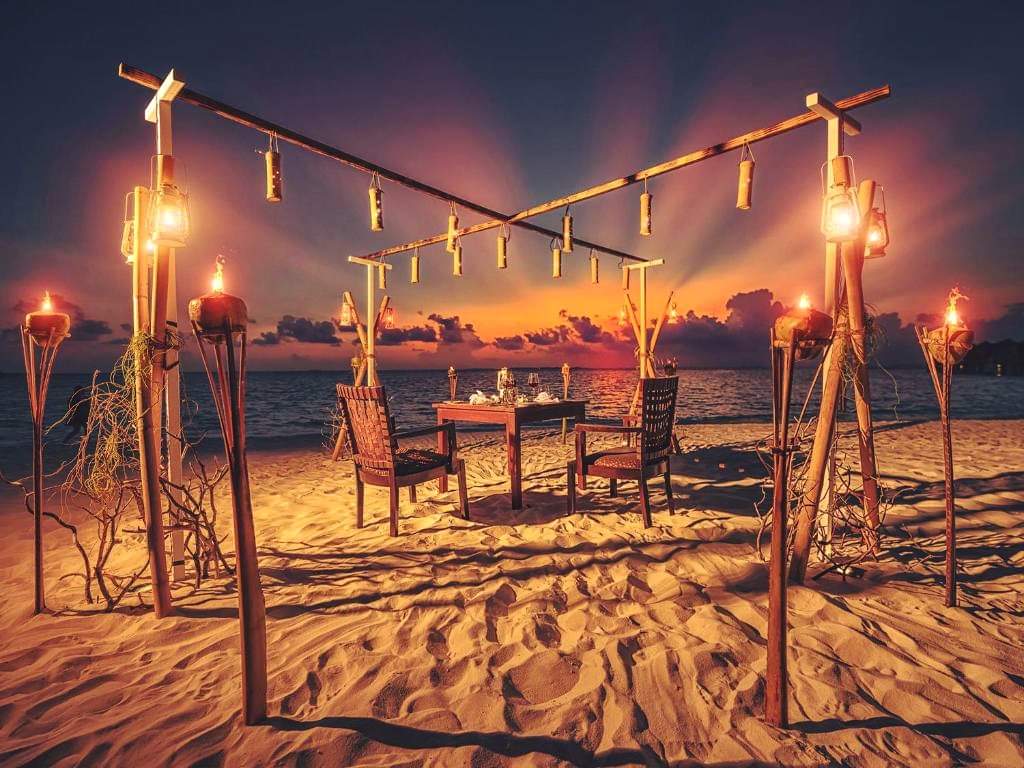 TAGTravel_Za's tweet photo. An Unbelievable Experience!
quote@hashtagholidays.co.za
+27117595100
#wishlistwednesday #maldives #stunning #luxury #amazingviews #5star #hashtagholidays #letsgetgoing https://t.co/KxZL02FhFH