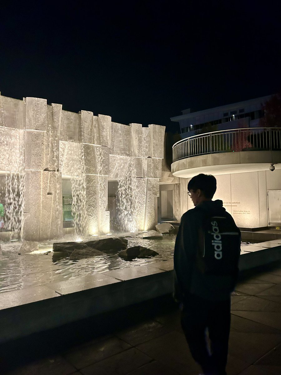 swakesis's tweet image. 