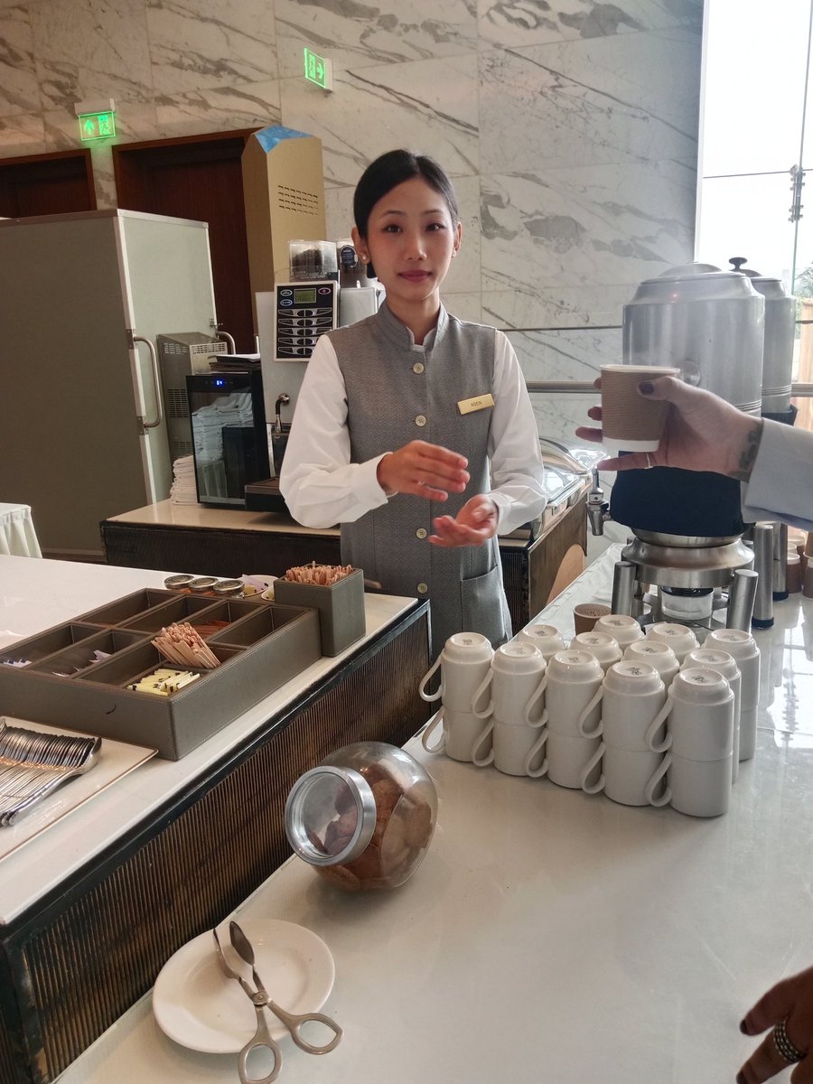 salonianki's tweet photo. Finally having a Coffee break at Quorum !!
Each sip is a delight๐
#RTQUORUM
#worldprweek https://t.co/sukUS1QGkZ