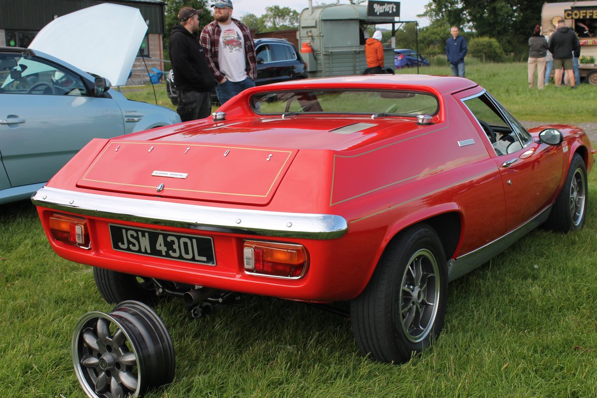 CarPapped tweet media