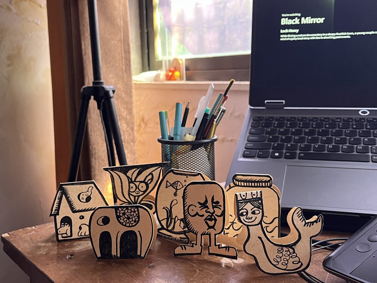 Some paper standees to keep you company today #STAYBLESSED #wonderingwednesdays