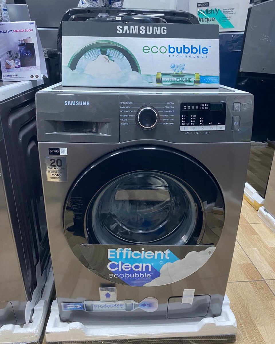 BarackStore_'s tweet image. SAMSUNG WASHING MACHINE

 Model: WW70T4020CX

Inafua na kukamua kilo 7 tu 
 
Zina Warranty 20 years on motor only and 2 years on washer 
 
 Features:
⁠ 

1. Digital inverter motor - Hupunguza kiwango kikubwa cha matumizi ya umeme na kufanya kazi kwa hali ya ukimya/silence 
 
2.…