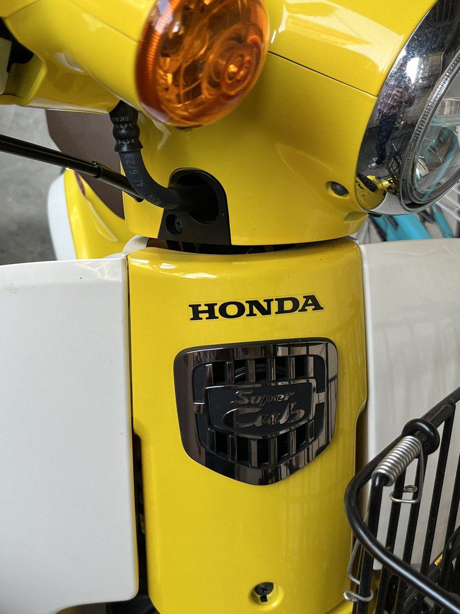 Works39's tweet photo. キティVerに、ええなぁ〜と思って乗り出し価格聞いたら #FTDX101MP 買そう。
物価も上がり、バイクに乗ってた25年前の感覚では買えない。
予算25万未満 #FTDX5000MP の売却代金が上限!笑
2022,3年限定カラーストレンジな黄色に出会う。
何てこったいw 素敵じゃないか!
我が家にお迎えしました。 https://t.co/1rf26riurX