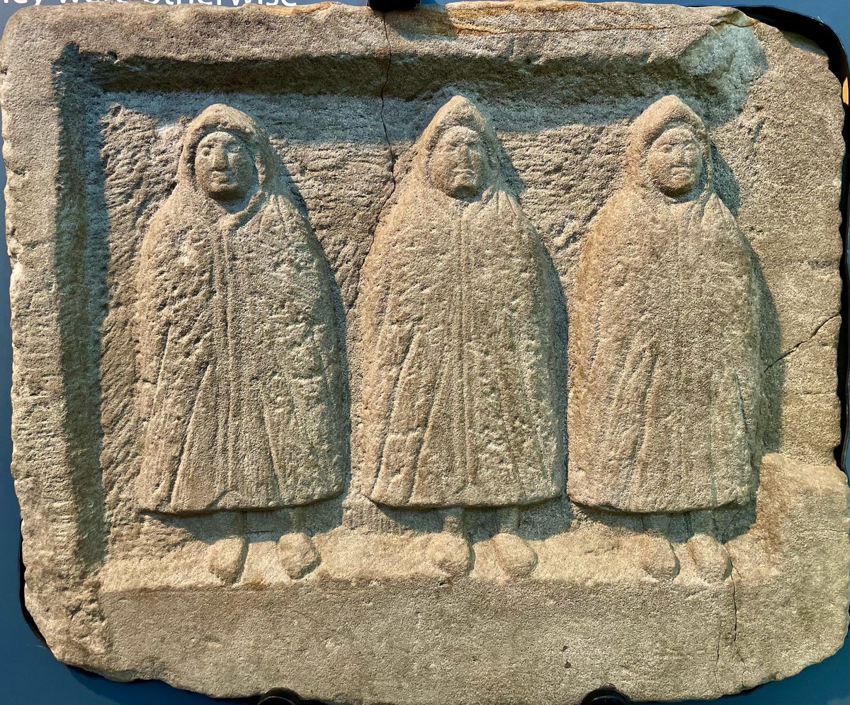 Small relief depicting the Genii Cucullati (the Hooded Spirits) which was found in one of the vicus buildings at Housesteads Roman Fort on Hadrian’s Wall. The relief was probably a family shrine, and is on display in the site museum. 📸 My own. #ReliefWednesday #RomanBritain