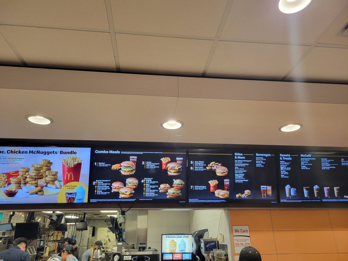 dmmedmav's tweet photo. Les dejo el menu, personalmente nomas entre al baño https://t.co/h6uf1Cw1MR
