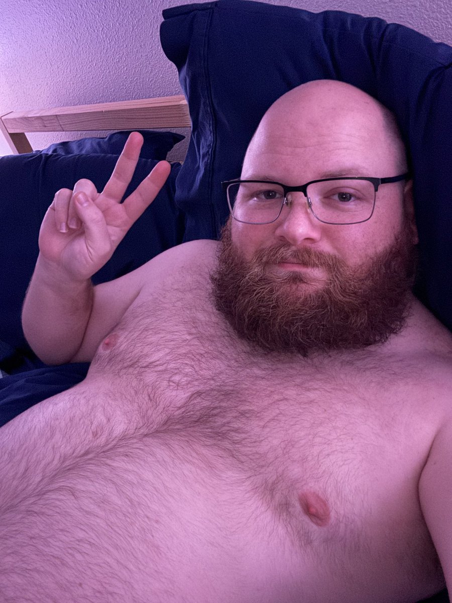 bearslut tweet media