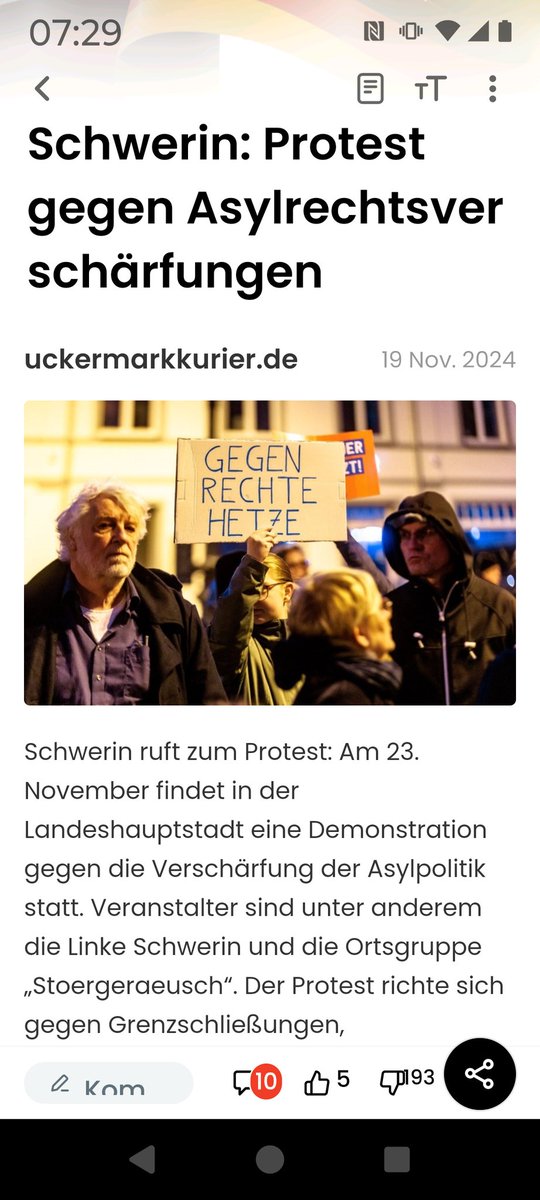 hcristinela's tweet photo. Angst dass die Vollverpflegung abnimmt?? Demo der Flüchtingsindustrie ??👇 https://t.co/p6uDyiKeqM