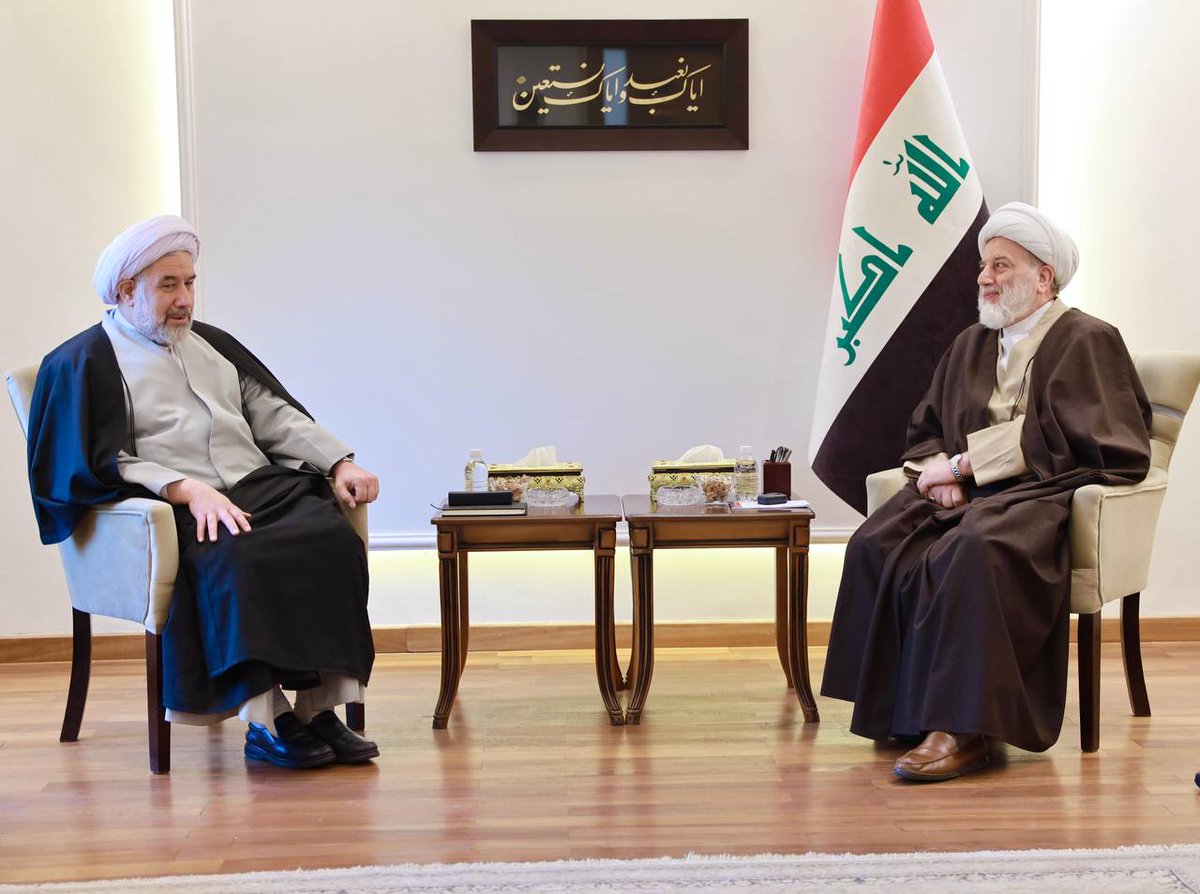 استقبل الشيخ د. همام حمودي اليوم الثلاثاء الشيخ د. علي عباسي رئيس جامعة المصطفى العالمية في إيران، ووفدا أكاديميا مرافقا، استعرض أنشطة الجامعة العلمية والبحثية، ومكانتها، والمحاور الفكرية التي تتبناها.