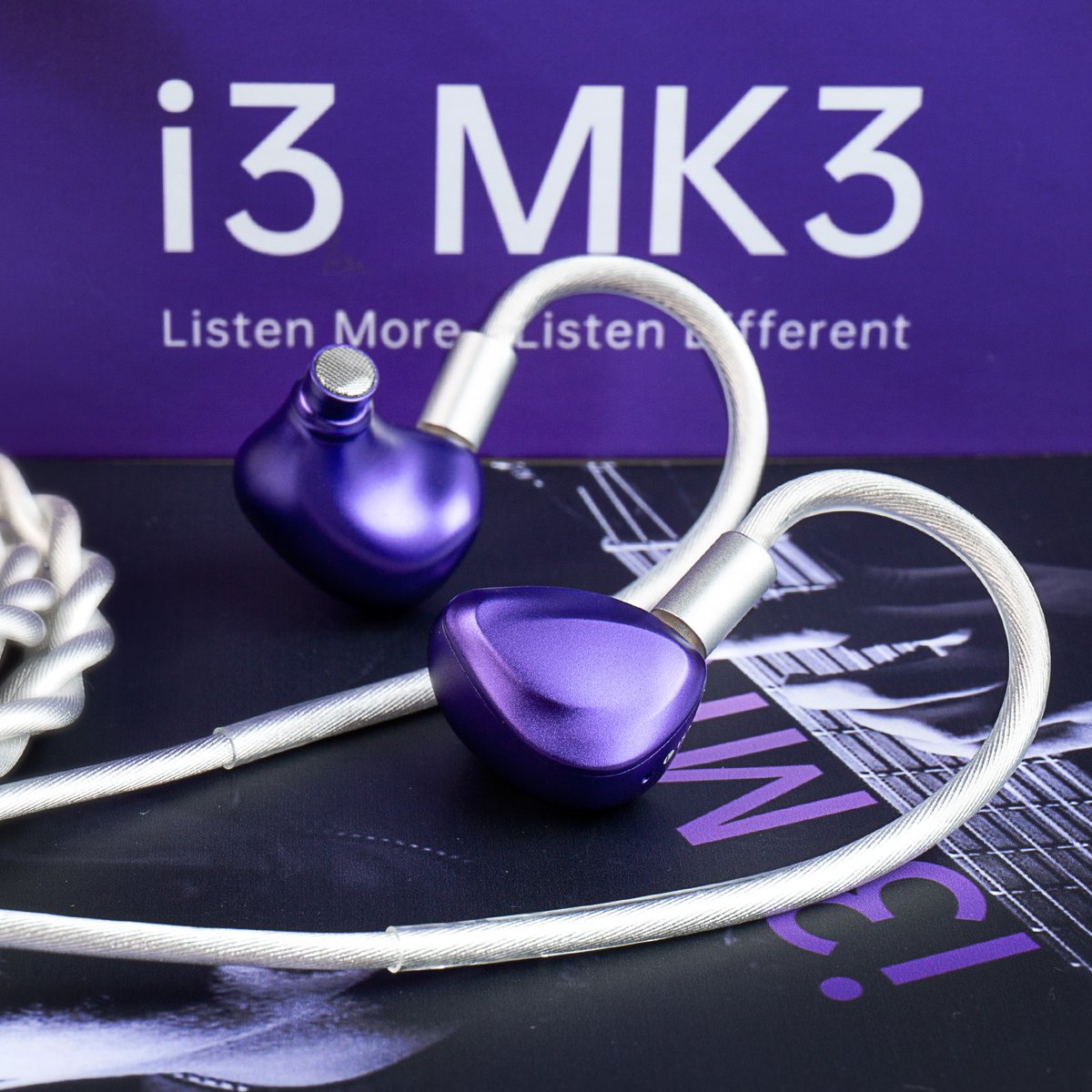 KeepHifiStore's tweet photo. 🎧✨ Ready for premium sound and stunning design?
🔊 Crystal-clear audio from every frequency
💎 High-end craftsmanship
🖤 Iconic look that’s been all the buzz
This #BlackFridayDeals , enjoy a MASSIVE 29% OFF! 🖤
#BlackFriday #Sale #earbuds #BlackFridayDarty #earphones #TRI #keephifi