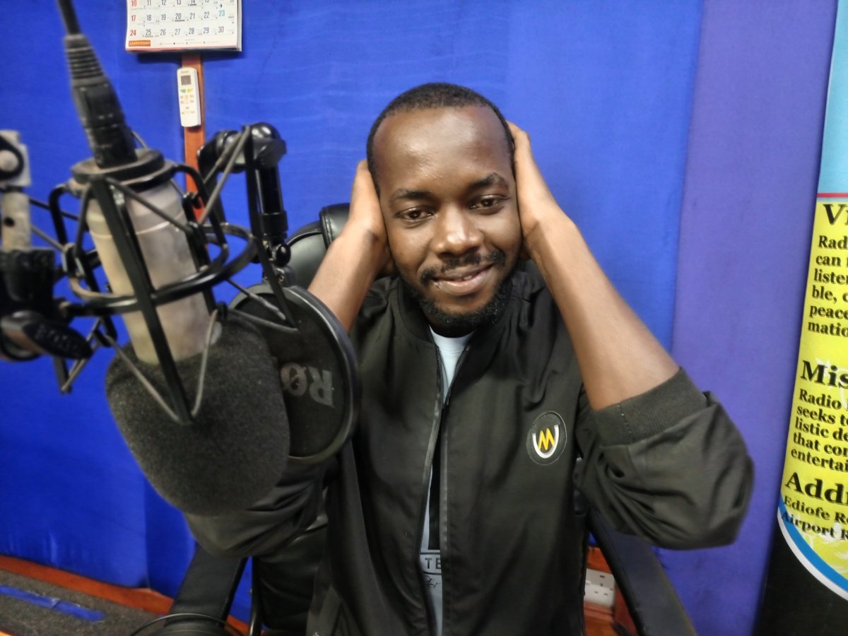 RadioPacisGulu's tweet photo. What a lovely cool afternoon in Gulu City right now!
Experience the best of your moment with #JimmyJay in #GenWa from 3-5pm.
#Afternoonvibes
#PeaceOfChristForAll. https://t.co/fiClMN3zJv