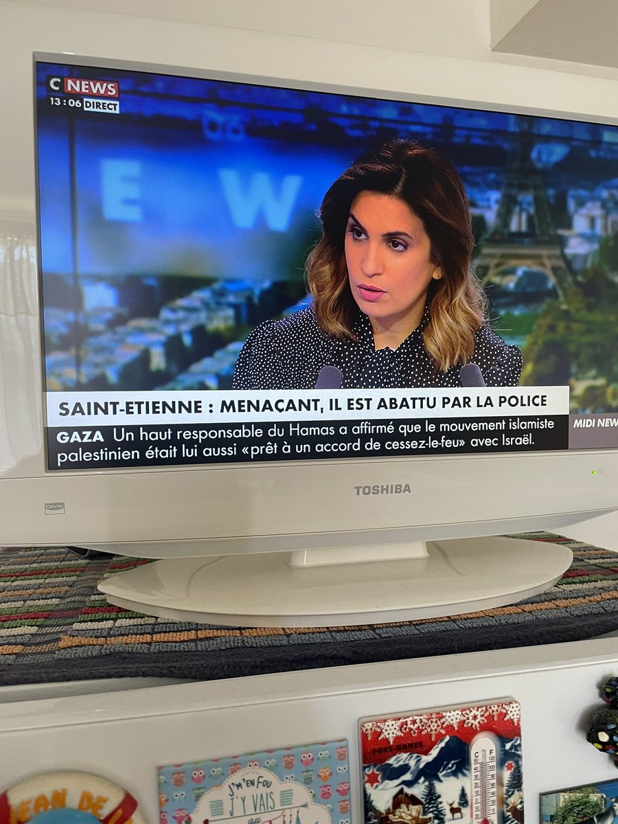 ‼️🚨BRAVO À NOS #POLICIERS 🇫🇷👍
Un forcené 💀🤬 qui se promènerait avec pleins de 🔪 sur lui et menaçait les passants a été neutralisé 🙏-1👍