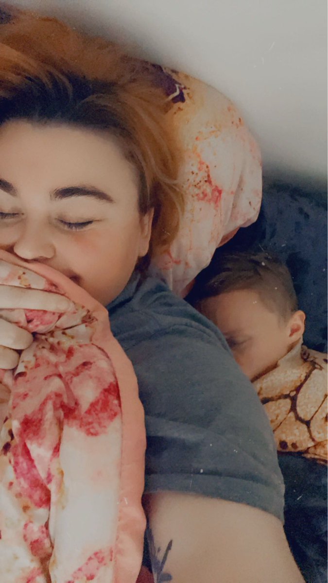 lady. 🖤 tweet media