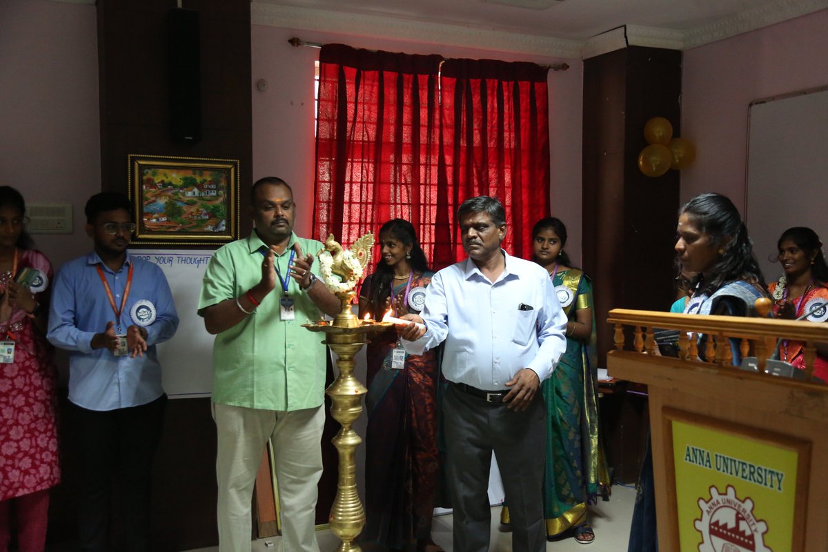 UCEV4's tweet photo. NationalLevelTechnicalSymposium INFONIX 2K24  organized@UCEV by Dept of Information Technology on 15.11.2024. Welcomeaddr.-Dr.E.Kavitha,HoD/IT, Presidential addr.-Dr.R.Senthil, Dean,&amp; ChiefGuest addr.-Dr.K.Usha,Prof.,School of Mangt, PU. Vote of thanks Mr.M.ArunPragash Final IT https://t.co/jdk8Vf4ovt