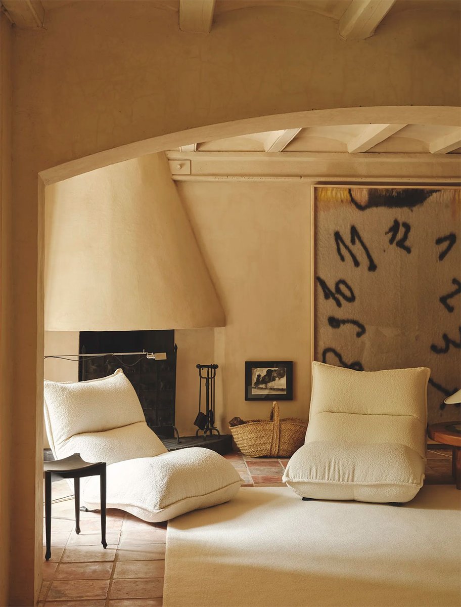 decofeelings's tweet photo. Una preciosa casa en el Baix Empordà diseño de la interiorista Cristina Carulla donde lo tradicional se mezcla con lo contemporáneo y el arte, se hace protagonista. ¿Me acompañas a verlo?
https://t.co/Ud1P3JJIUX https://t.co/3xn44THDdw