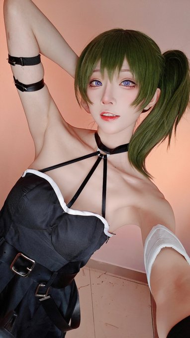 Twitterのコスプレ画像15